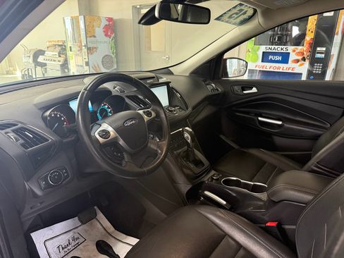 Used 2015 Ford Escape Titanium FWD image 9