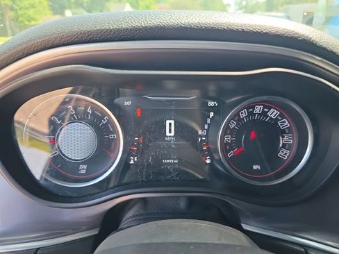Used 2019 Dodge Challenger SXT RWD image 19
