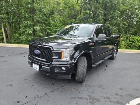 Used 2018 Ford F150 XLT w/ Equipment Group 302A Luxury AWD/4WD image 4