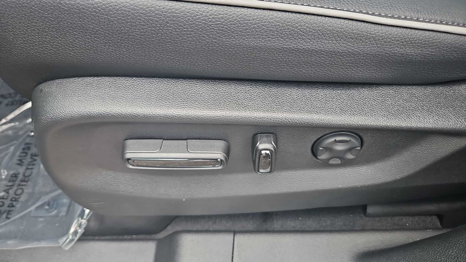 Certified 2026 Honda Odyssey Touring image 14