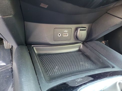 Used 2020 Nissan Rogue S w/ Special Edition Package FWD image 32