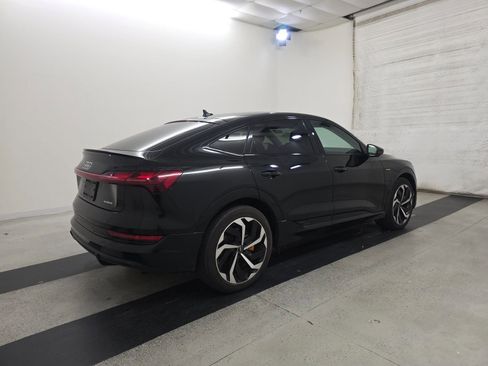 Used 2022 Audi e-tron Premium Plus w/ Premium Plus Package image 6