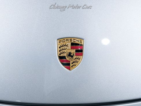 Used 2005 Porsche Carrera GT RWD image 29