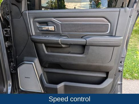 Used 2026 RAM 2500 Laramie AWD/4WD image 40