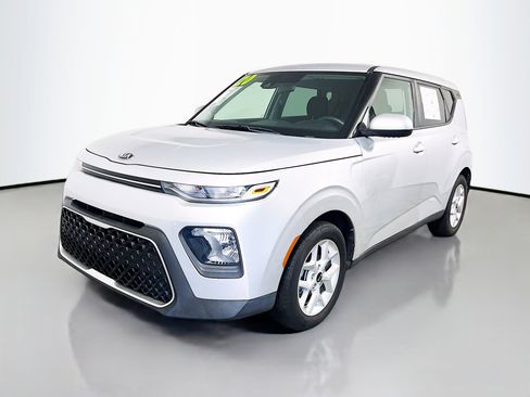 Used 2020 Kia Soul S FWD image 10