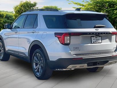 New 2026 Ford Explorer Active w/ Active Comfort Package
