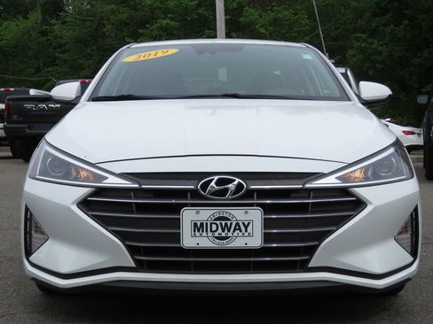 Used 2019 Hyundai Elantra Value Edition w/ Cargo Package FWD image 2