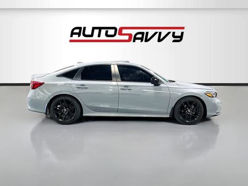 Used 2025 Honda Civic Sport image 8