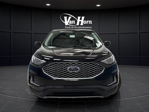 Used 2024 Ford Edge SEL w/ Convenience Package AWD/4WD image 2