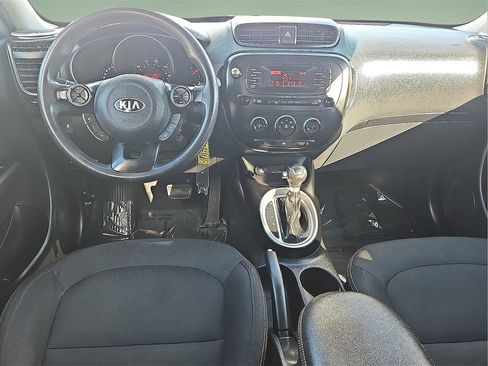 Used 2015 Kia Soul + image 15