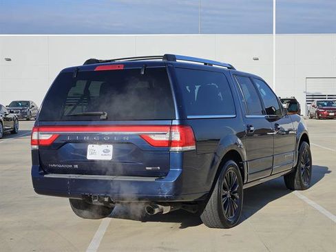 Used 2015 Lincoln Navigator L 2WD image 4