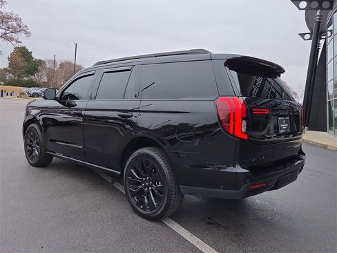 Used 2025 Ford Expedition Platinum w/ Stealth Appearance Package image 3