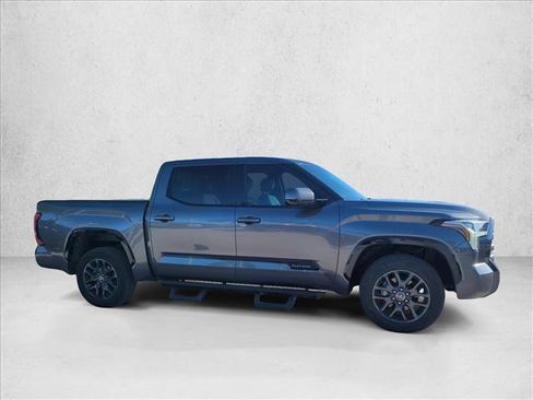 Used 2023 Toyota Tundra Platinum AWD/4WD image 4