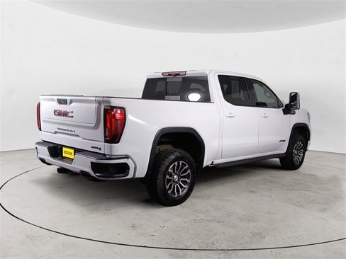 Used 2021 GMC Sierra 1500 AT4 w/ AT4 Premium Package image 4