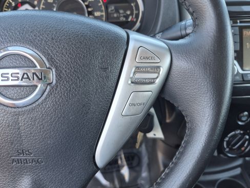 Used 2016 Nissan Versa Note SV FWD image 27