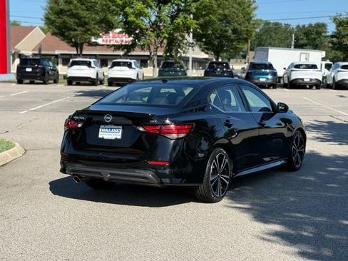Certified 2020 Nissan Sentra SR w/ Premium Package FWD image 5