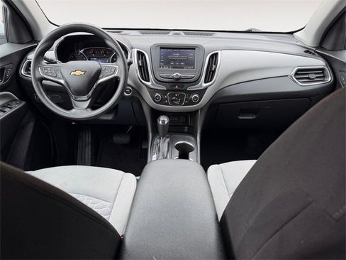 Used 2021 Chevrolet Equinox LT image 10