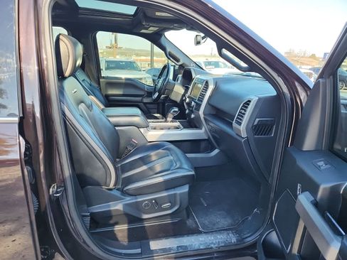 Used 2019 Ford F150 Platinum w/ Equipment Group 701A Luxury image 22