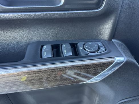 Certified 2023 Chevrolet Silverado 2500 LT w/ Convenience Package image 11