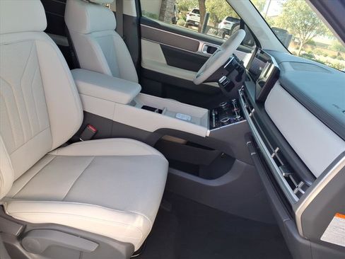 New 2026 Hyundai Santa Fe SEL FWD image 7