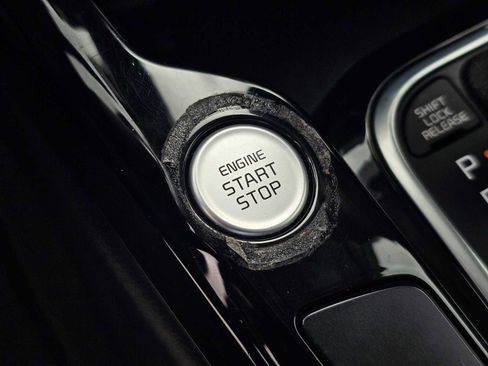 Used 2023 Kia Soul GT-Line FWD image 30