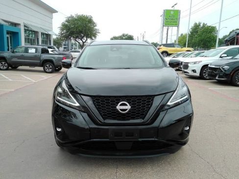 Used 2024 Nissan Murano SV w/ SV Midnight Edition Package FWD image 2