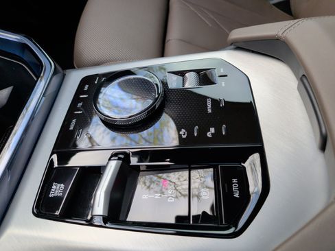 Used 2025 BMW X3 M50 w/ Premium Package image 20