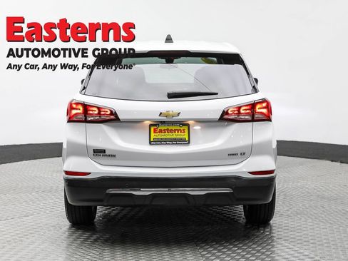 Used 2022 Chevrolet Equinox LT image 6