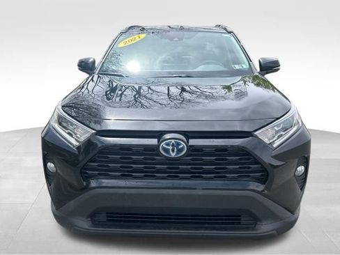 Used 2021 Toyota RAV4 XLE w/ Convenience Package AWD/4WD image 8