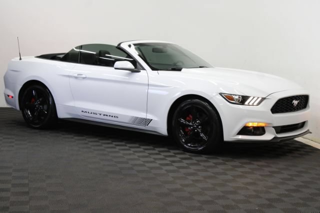 Used 2015 Ford Mustang Convertible w/ Equipment Group 051A RWD image 1