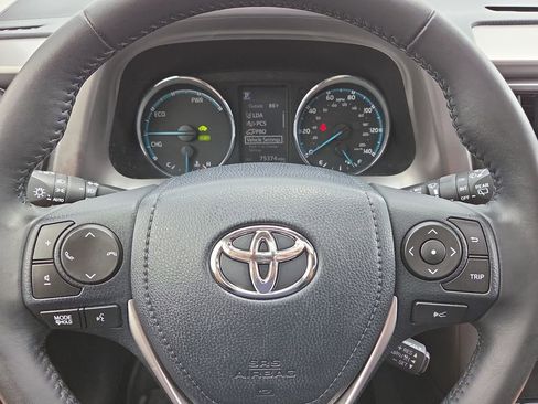 Used 2017 Toyota RAV4 XLE w/ All Weather Liner Package AWD/4WD image 11