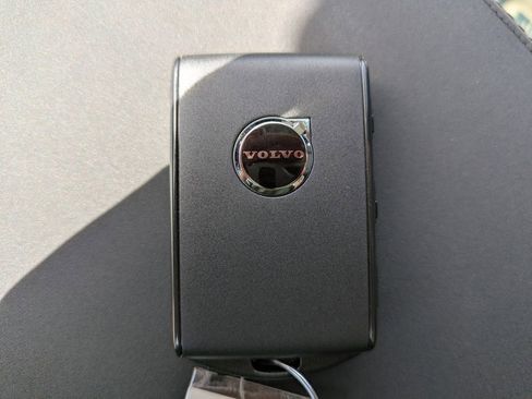 New 2026 Volvo XC90 B5 Core AWD/4WD image 30