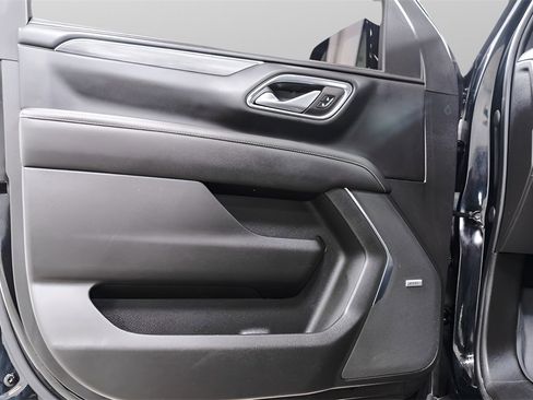 Used 2022 GMC Yukon XL SLT w/ SLT Luxury Package image 23