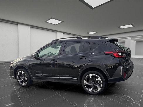Certified 2025 Subaru Crosstrek 2.5i Limited w/ Crosstrek Mirror Package image 10