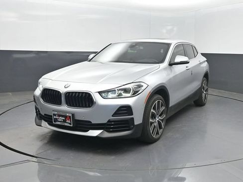 Used 2022 BMW X2 sDrive28i w/ Convenience Package FWD image 1