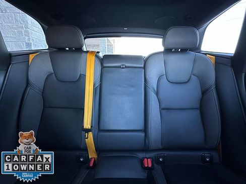 Used 2022 Volvo XC60 T8 Polestar w/ Protection Package Premier image 21
