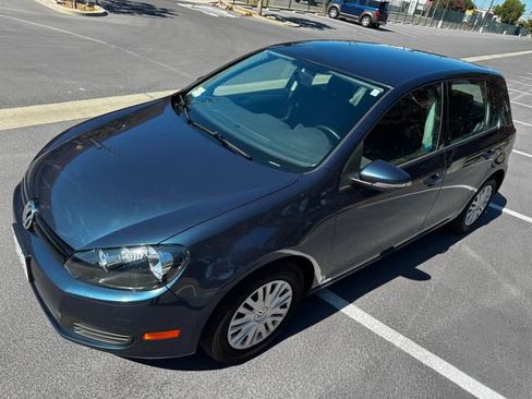 Used 2013 Volkswagen Golf 4-Door FWD image 18