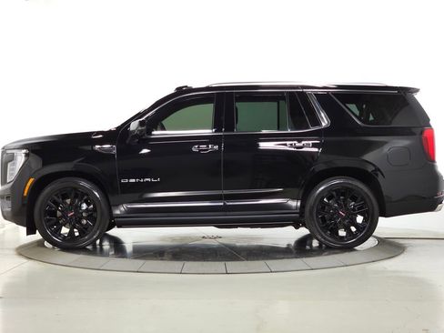 Used 2026 GMC Yukon Denali Ultimate AWD/4WD image 6