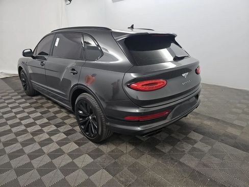 Used 2023 Bentley Bentayga Extended Wheelbase AWD/4WD image 13