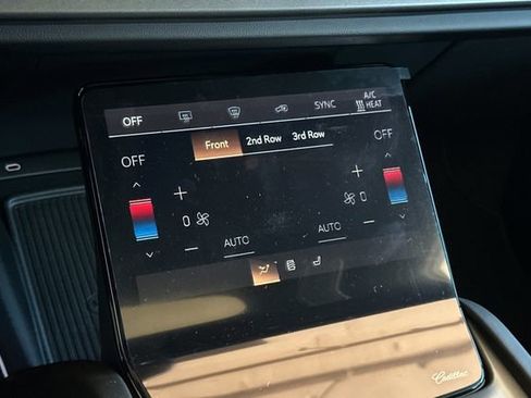 New 2026 Cadillac Vistiq Sport w/ LPO, Floor Liner Package image 20