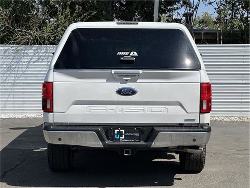 Used 2018 Ford F150 Lariat w/ Equipment Group 502A Luxury AWD/4WD image 11