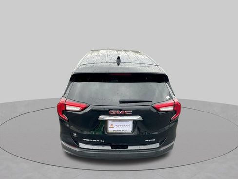 Used 2024 GMC Terrain SLE AWD/4WD image 31
