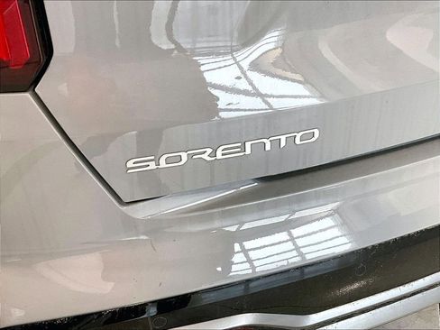 Used 2023 Kia Sorento SX AWD/4WD image 28