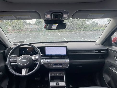 Used 2024 Hyundai Kona Limited AWD/4WD image 5