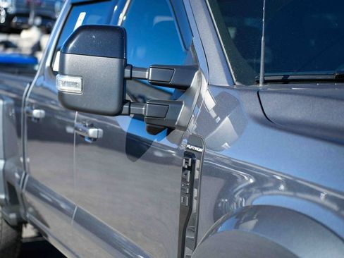 Used 2025 Ford F450 Platinum w/ FX4 Off-Road Package AWD/4WD image 9