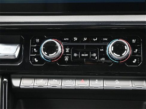 New 2026 GMC Sierra 2500 AT4 w/ AT4 Premium Plus Package image 18