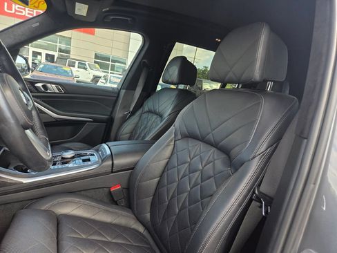 Used 2024 BMW X7 xDrive40i w/ M Sport Package AWD/4WD image 10