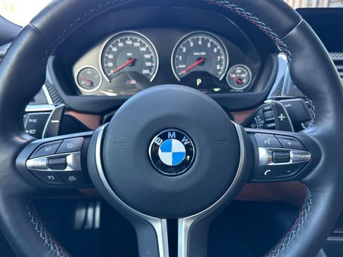 Used 2018 BMW M3 Base image 29