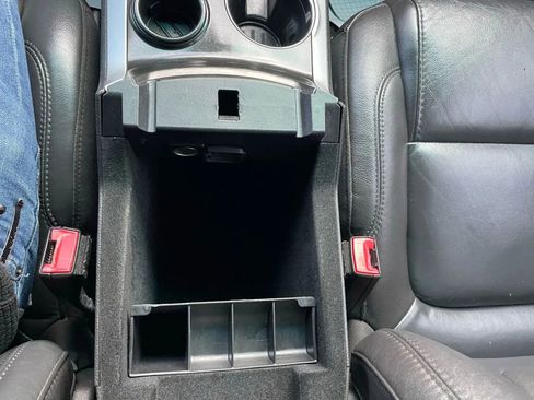 Used 2015 Ford Explorer XLT w/ Equipment Group 202A image 49