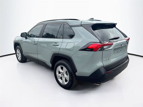 Used 2021 Toyota RAV4 XLE image 5